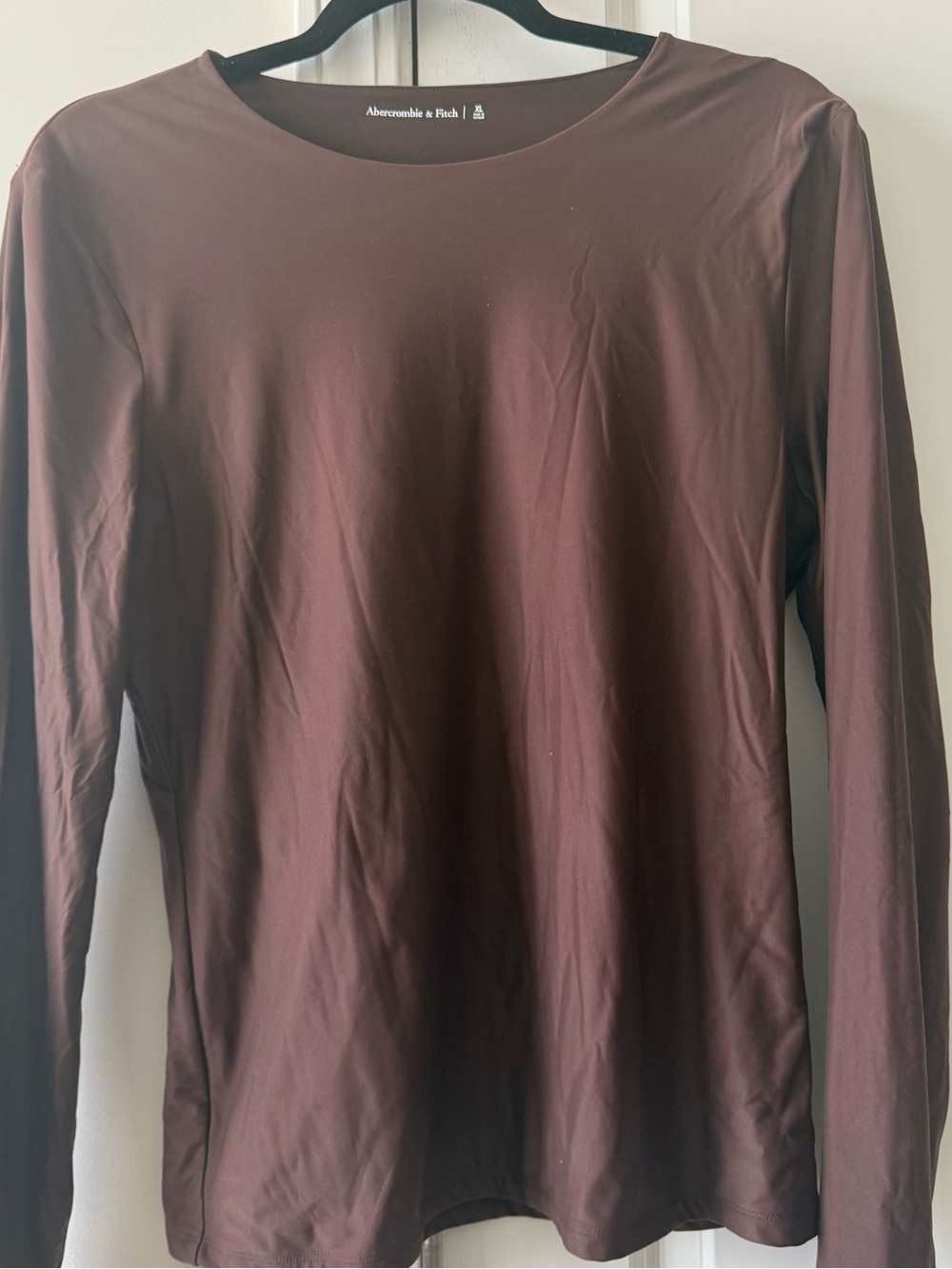 Abercrombie & Fitch Women’s Long-Sleeve Crew Neck Shirt - Chestnut Brown